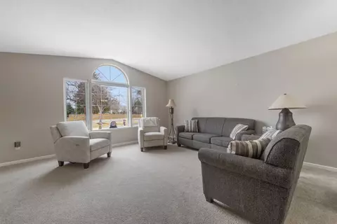 2405 Cornell Dr, Faribault, MN 55021 photo 7