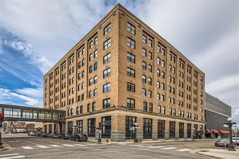 406 Wacouta St #610, Saint Paul, MN 55101