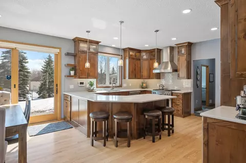 16407 Holbrook Ave, Lakeville, MN 55044