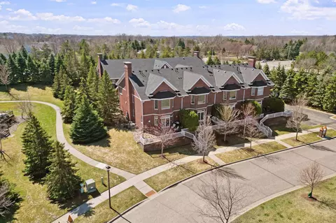 10779 Falling Water Ln #D, Woodbury, MN 55129