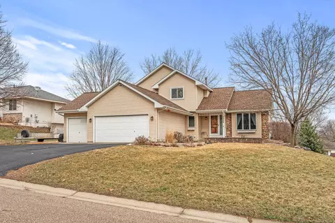 8659 Hillview Dr E, Saint Bonifacius, MN 55375