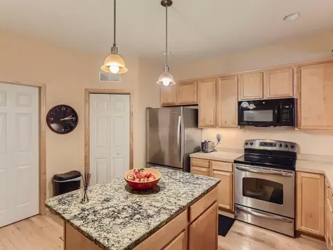 12265 Urbank St NE #G, Blaine, MN 55449