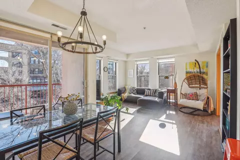 660 N 2nd St #302, Minneapolis, MN 55401