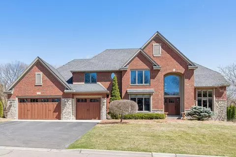 4393 Avondale St, Minnetonka, MN 55345
