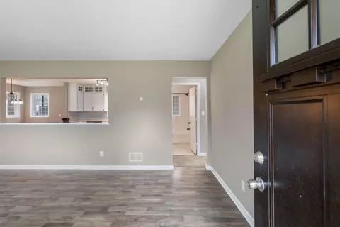 11261 W River Rd, Champlin, MN 55316 photo 13