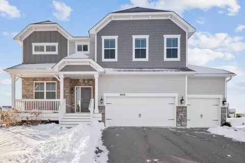 8628 189th St W, Lakeville, MN 55044