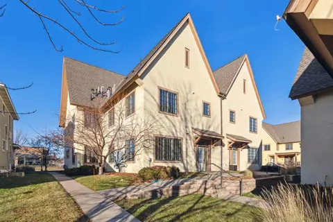1105 10th Ave N, Minneapolis, MN 55411