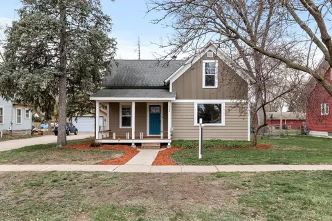 704 4th St, Farmington, MN 55024