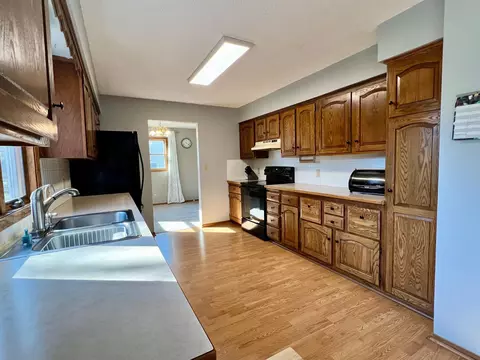 1910 Brookside Dr, Albert Lea, MN 56007 photo 6