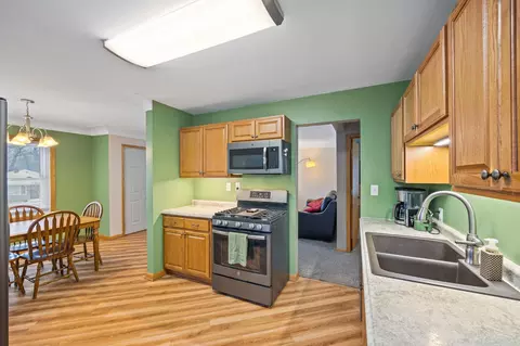 2063 Commerce Blvd, Mound, MN 55364 photo 13