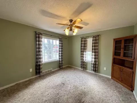 901 E Washington St, Caledonia, MN 55921 photo 6