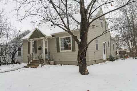 1020 10 12 St SE, Rochester, MN 55904