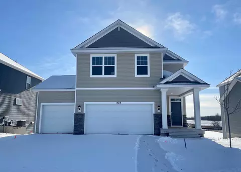 939 Silvercreek Ave W, Delano, MN 55328
