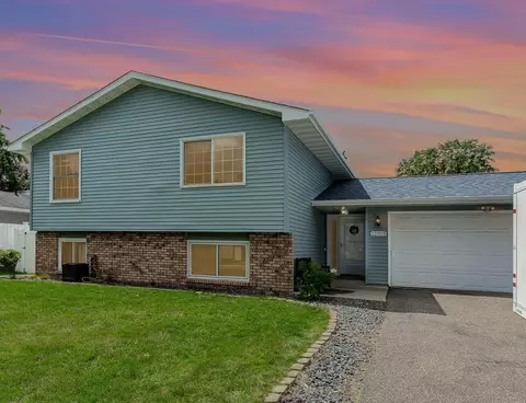 12009 Nevada Ct, Champlin, MN 55316 photo 2