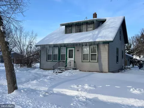331 Park St S, Mora, MN 55051
