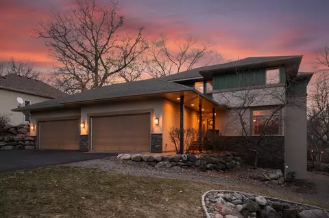 5942 Benjamin St NE, Fridley, MN 55432