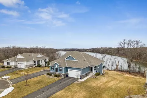 2306 Lemay Shores Dr, Mendota Heights, MN 55120