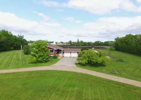 62 Cedar St, Gonvick, MN 56644