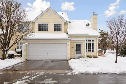 510 Aqua Cir, Lino Lakes, MN 55014