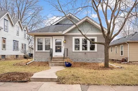4613 29th Ave S, Minneapolis, MN 55406