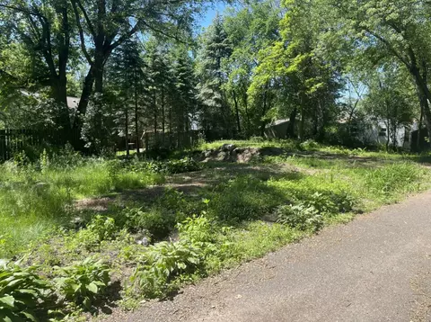 313 Mitchell, Willernie, MN 55090 photo 2
