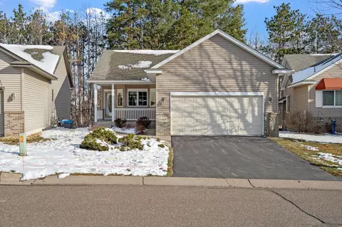 1185 Sterling Cir N, Maplewood, MN 55119