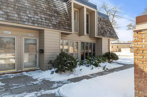 6349 Barrie Rd, Edina, MN 55435