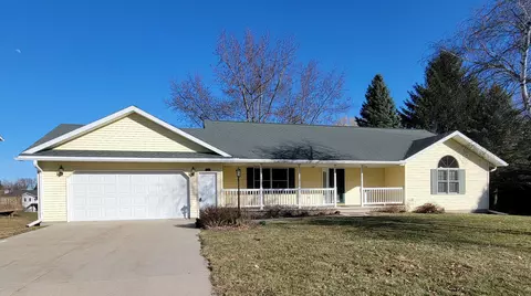 1312 Laurel Dr, Decorah, IA 52101