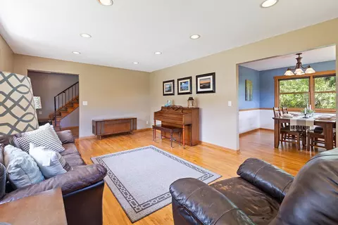 739 Belmont Ln E, Maplewood, MN 55117 photo 8
