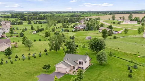 1476 142nd St, New Richmond, WI 54017