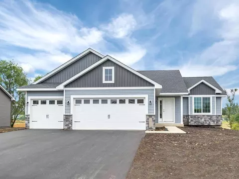 1313 Mulberry Ave NE, Montgomery, MN 56069