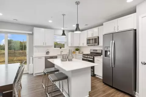 21927 Denton Ave, Farmington, MN 55024
