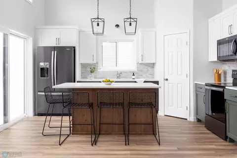 2501 Fulton Loop S, Fargo, ND 58104 photo 5