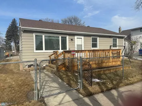 307 2nd Ave SW, Dilworth, MN 56529