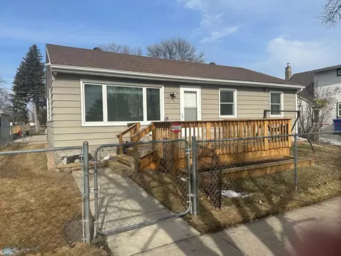 307 2nd Ave SW, Dilworth, MN 56529