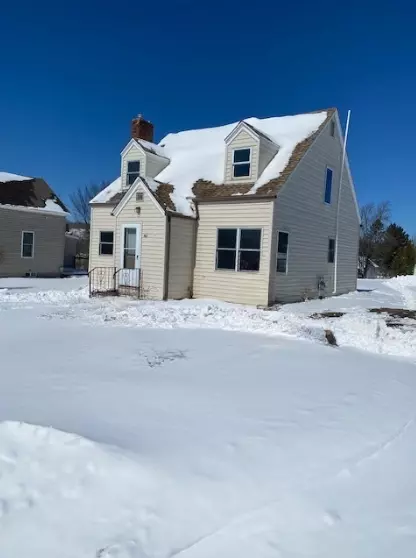 664 6th Ave, Calumet, MN 55716