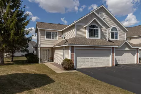1877 Topaz Pointe Ln SW, Rochester, MN 55902