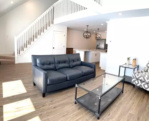 254 Miller St, Spicer, MN 56288