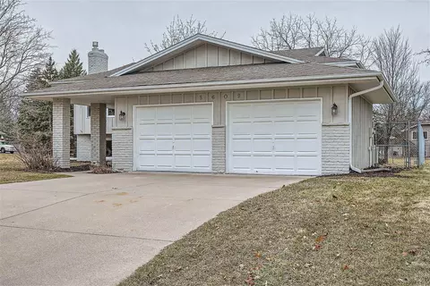 5609 Pascal St, Shoreview, MN 55126 photo 3