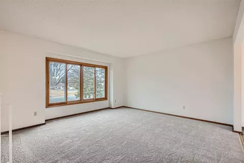 5609 Pascal St, Shoreview, MN 55126 photo 5