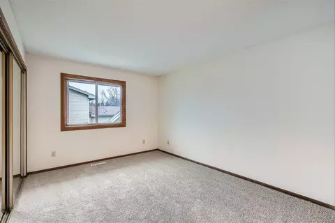 5609 Pascal St, Shoreview, MN 55126 photo 10