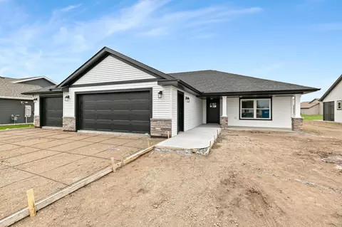 1691 Hurst Castle Rd, Saint Cloud, MN 56303