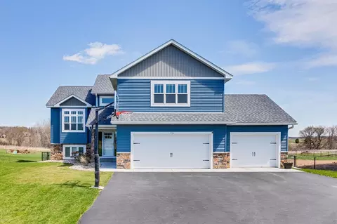 734 161st St, Hammond, WI 54015