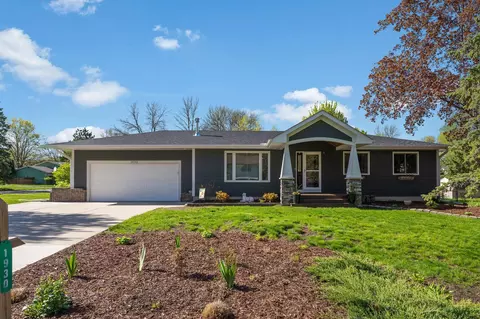 1930 Garden Ln, White Bear Lake, MN 55110