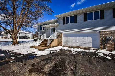 3482 Cory Ln, Hastings, MN 55033