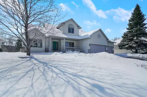 2374 Quail Creek Pkwy NE, Blaine, MN 55449