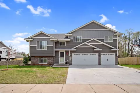 40215 Golden Way, North Branch, MN 55056