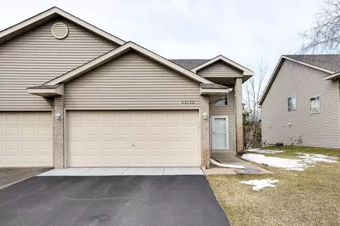 22132 Zion Pkwy, Oak Grove, MN 55011