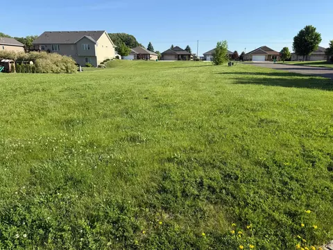 Nnnn Creek View Lane, Owatonna, MN 55060