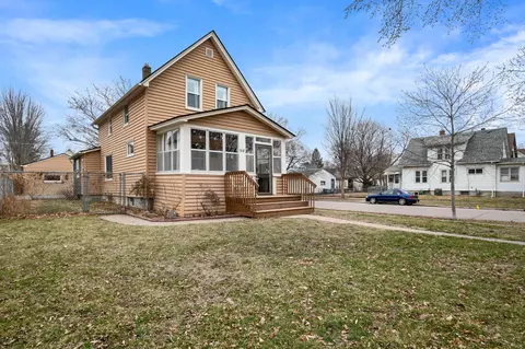 918 Watson Ave, Saint Paul, MN 55102